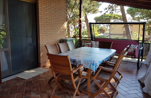 Latina Lido Villa | Villa with swimming pool in a large park facing the sea between Terracina and San Felice Circeo
