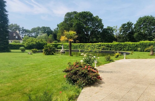 Benodet Villa | Villa with swimming pool and tennis court near Mer Blanche and Golf de Benodet