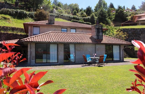 Parada de Bouro House | Villa with views of Gerês!