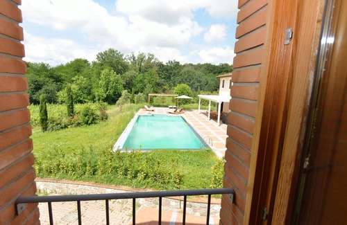 Montecarlo Villa | Villa with WIFI, private pool, TV, patio, pets allowed, panoramic view, parking, close to Lucca