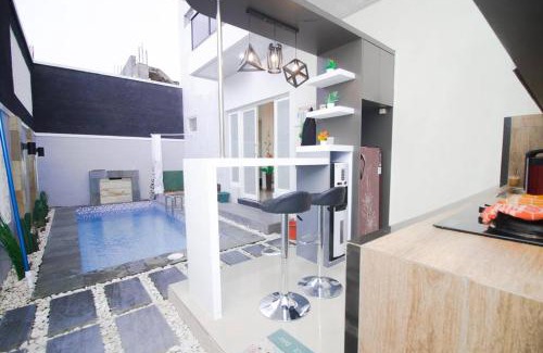 Oro Oro Ombo Villa | Villa Zast Private Pool and Rooftop