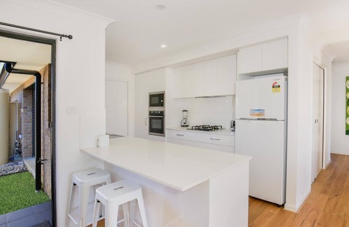 Culburra Beach Villa | Villa Zelma - Pet Friendly - 4 Min Walk to Beach