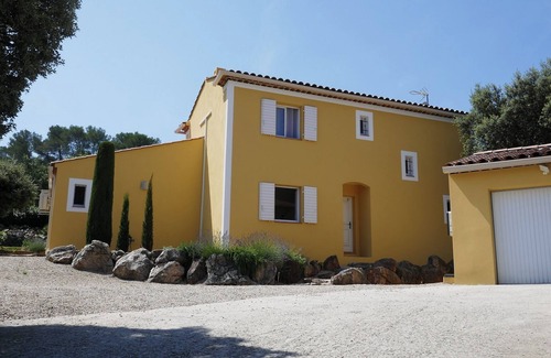 Carces Villa | Villa4* Salt-heated swimming pool, Air conditioning, EV car rental terminal, mosquito repellent terminal