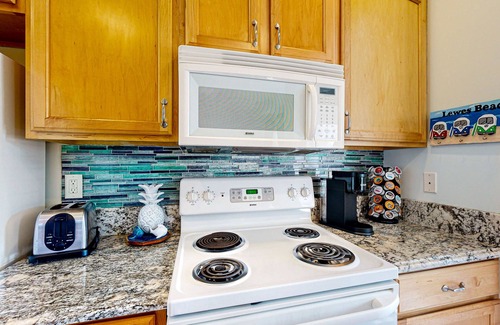 Villages of Five Points Condo | Village of Five Points pet friendly condo with pool, gym, and tennis access