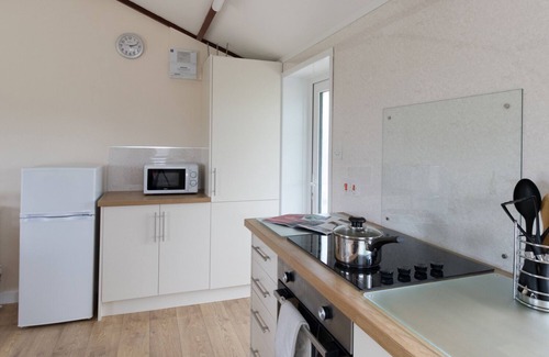 Bridport Cottage | VILLAGE VIEW, pet friendly, with open fire in Burton Bradstock