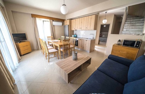 Platanias Town Villa | Villas on the Beach Platanias, Chania
