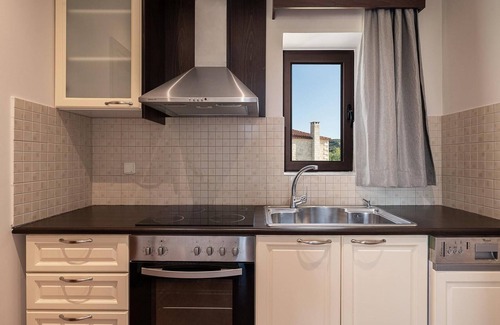 Platanias Town Villa | Villas Platanias 4 bedroom villa with a heated pool