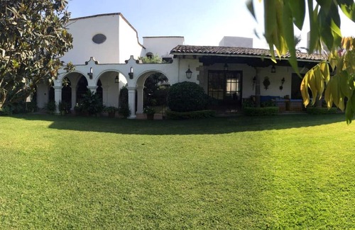 Cuernavaca House | VILLASAA Mexican Colonial