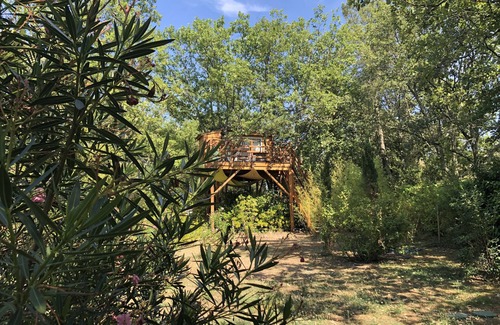 Les Assions House | Ville Végétalisée Pour 6 Personnes .grande Piscine et Cabane Dans les Arbres