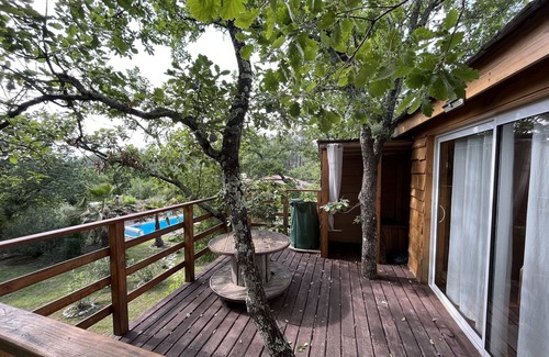 Les Assions House | Ville Végétalisée Pour 6 Personnes .grande Piscine et Cabane Dans les Arbres