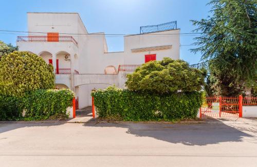 Rivabella Apartment | Villetta Andromeda by BarbarHouse