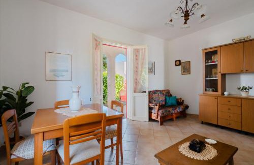 Rivabella Apartment | Villetta Andromeda by BarbarHouse