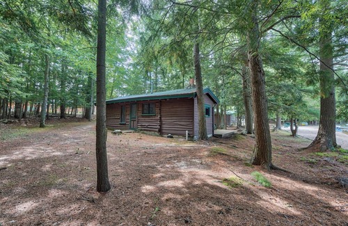 Levering Cabin | Vincent Lake Cabin #1