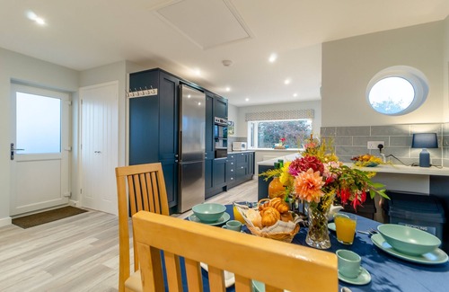 Saxmundham Apartment | Vincent Studio - One Bedroom Apartment, Sleeps 2