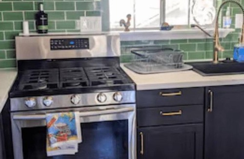 Paso Robles Cottage | Vineyard Cottage - Cottage on vineyard with loft, views, fireplace, bbq