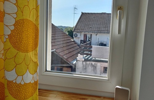 Esbly Apartment | Vintage, 10 min from Disney and 30 min from Paris