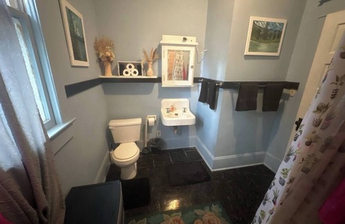 Innovation District Apartment | Vintage & Affordable Unit 2 of 6