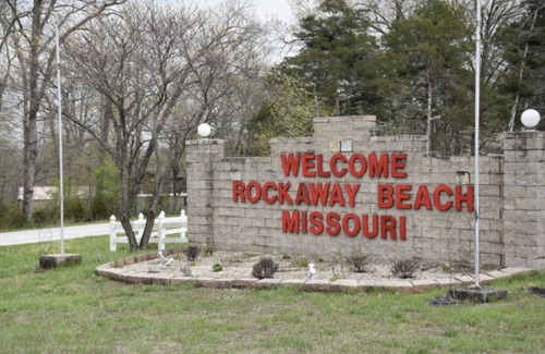 Rockaway Beach Cabin | Vintage Cabins across from the lake ~ TheCircleWayyyBackCabins@Gmail.Com