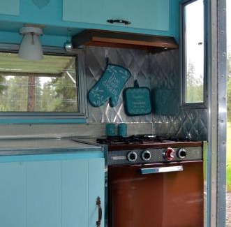 Thompson Falls House | Vintage Camper Rental Perfect for Glamping in Montana