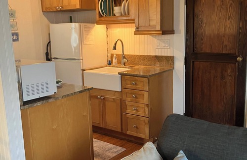 Eastside Santa Cruz House | Vintage Santa Cruz Cottage, Steps From The Beach