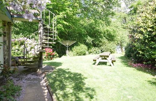 Dartmouth House | Vipers Quay - a secluded waterfront property with wonderful views of the Dart