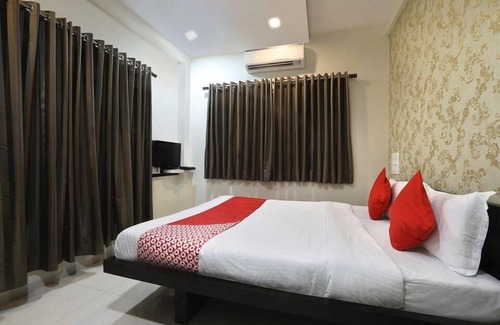 Kolhapur Hotel | Vishnupriya Grand