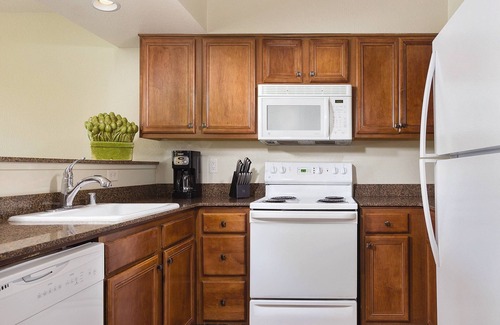 Round Hill Village Resort | Visit the astounding Emerald Bay!
