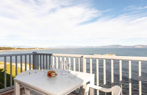 L'Escala Apartment | Vista a Mar by Interhome