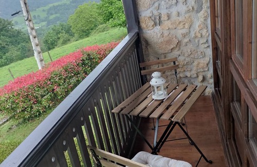 Vallobal Apartment | Vista Increíbles de los Picos de Europa en una Ubicación Privilegiada