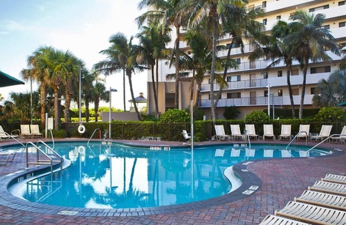 Hutchinson Island South Condo | Vistana Beach Club Resort | Three 2BR Villas