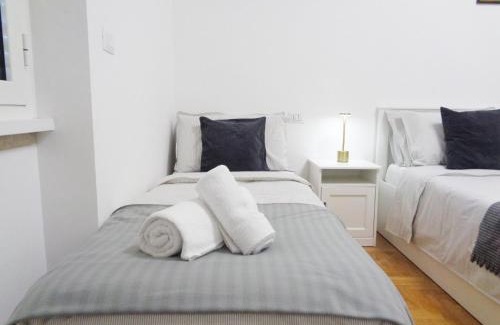 Tuscolano Apartment | Vittoria Inn
