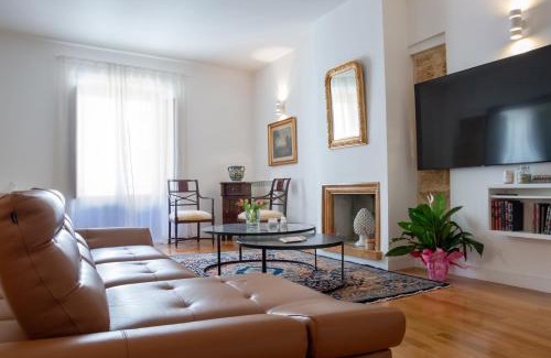 Centro Storico Apartment | Vittorio Emanuele Suite Apartment