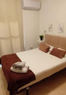 Huelva Apartment | Vive Huelva ARAGON 4 HABITACIONES WIFI 300MB