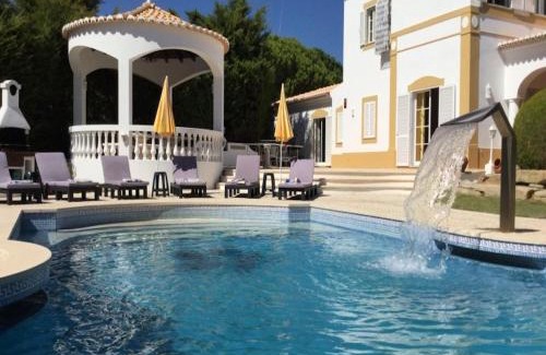 Lagoa e Carvoeiro Villa | Vivenda Carvoeiro Deluxe Luxury 7 Bedroom Villa Perfect for Larger Groups Table Tennis