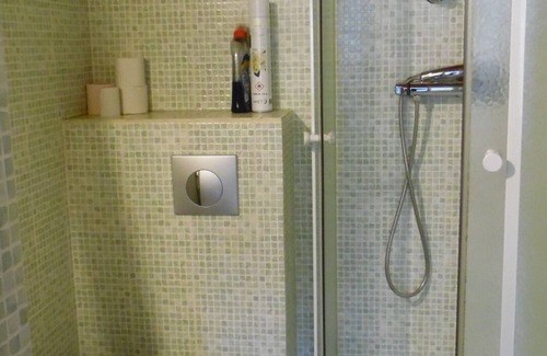 Aveze Apartment | Vrbo Property