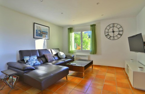 Bormes-Les-Mimosas Apartment | Vue mer, Piscine - Appartement Cosy Place