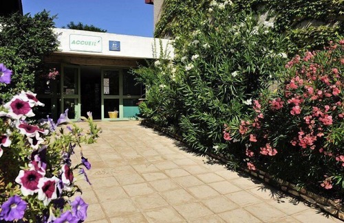 Mejannes-le-Clap Apartment | VVF Méjannes Gard * - 3 Room Gite 7 People 1 baby