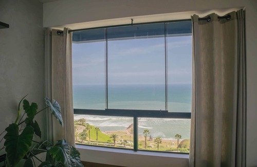 Santa Cruz Apartment | w* | Bright 3BR with Ocean View