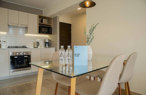 Santa Cruz Apartment | w Impressive 2BR With Balcony in Miraflores