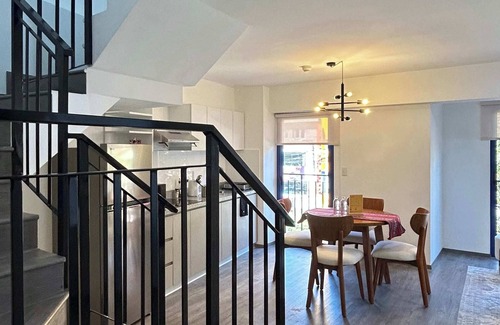 Cusco Historic Center Apartment | w* | Trendy 2BR Duplex Retreat in Cusco