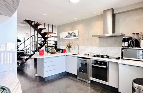 Copacabana Apartment | W01. 57 · STUNNING 3 BEDROOM IPANEMA COVERAGE