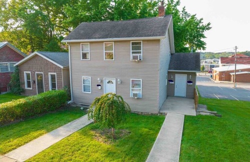 Wabash Apartment | Wabash Eagles Nest 175 Apt., 1st Floor