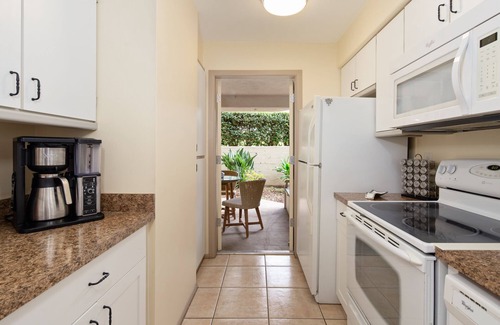 Waikoloa Condo | Waikoloa condo with amazing amenities! Close to beaches and golf courses.