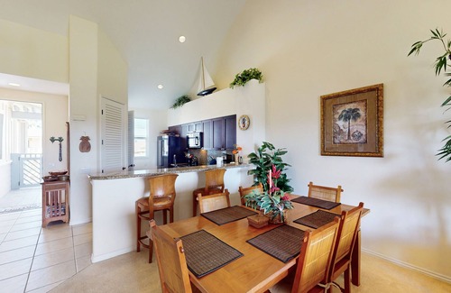 Waikoloa Condo | Waikoloa Resort gem with pool, hot tub & balcony - 1 mile to beach
