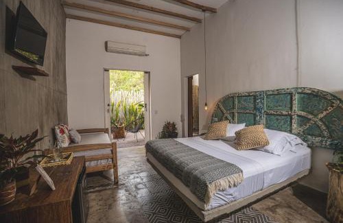 Honda Hotel | Waka Hotel Rural