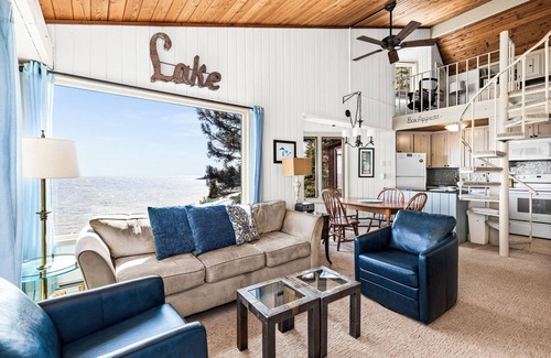 Tofte Condo | Wake Up to Lake Superior – 3BR Condo with Stunning Views