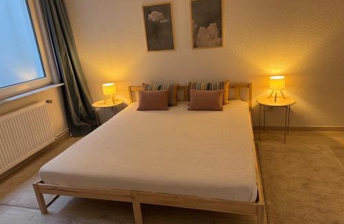 Rinteln Apartment | Waldnähe & Altstadtflair Souterrain mit Terrasse