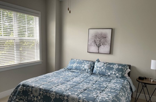 Mount Mourne House | Walk or bike to the lake, shops, and restaurants