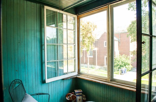 Buffalo Apartment | ☀️ Walk Score 90 ☀️ Spectrum TV HBO ☀️ Comfy Beds
