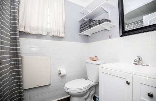 Melrose Apartment | Walk to 12 South, 7 min to downtown, Free Parking!